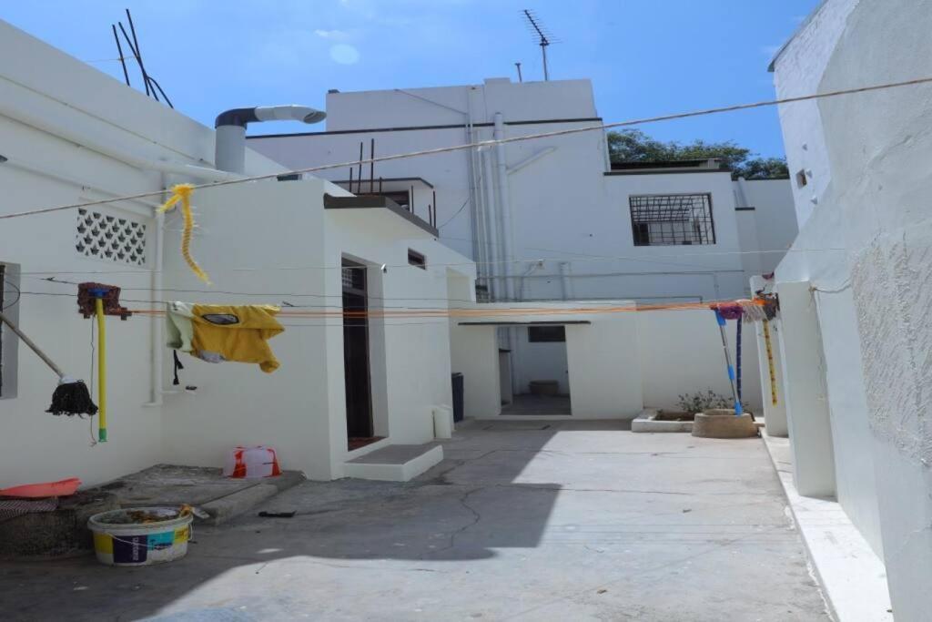Heritage Home With 3 Bed/3 Bath With Kitchen In A Residential Neighborhood. Madurai Exterior foto